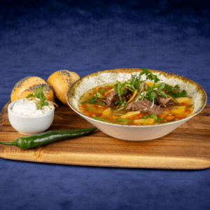 CIORBĂ DE VĂCUȚĂ (80/340 gr)