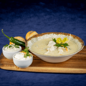 CIORBĂ RĂDĂUȚEANĂ (100/300 gr)