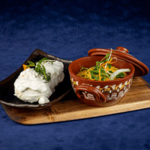 BRÂNZĂ CU SMÂNTÂNĂ ȘI MĂMĂLIGUȚĂ(200/200/150 gr)